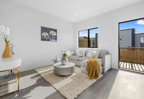 Lot 5/33 Ryburn Road, Mt Wellington, Auckland: 3-bedroom townhouse (sold)