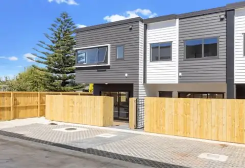 7/396 Panama Road, Mt Wellington, Auckland: 3-bedroom house (sold)