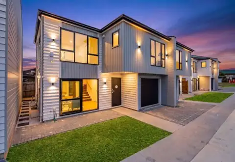 67C & 67D Russell Road, Manurewa, Auckland: 3-bedroom townhouse (sold)