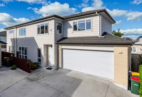 7 Papahou Lane, Papatoetoe, Auckland: 5-bedroom house (sold)