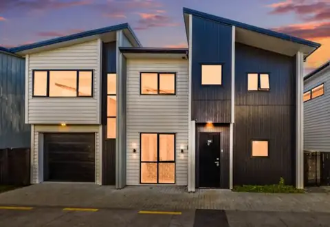 711 Massey Road, Mangere, Auckland: 5-bedroom house (for sale)