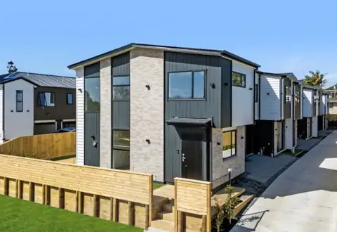 Lot 5/62 McLean Avenue, Papatoetoe, Auckland: 3-bedroom townhouse (for sale)